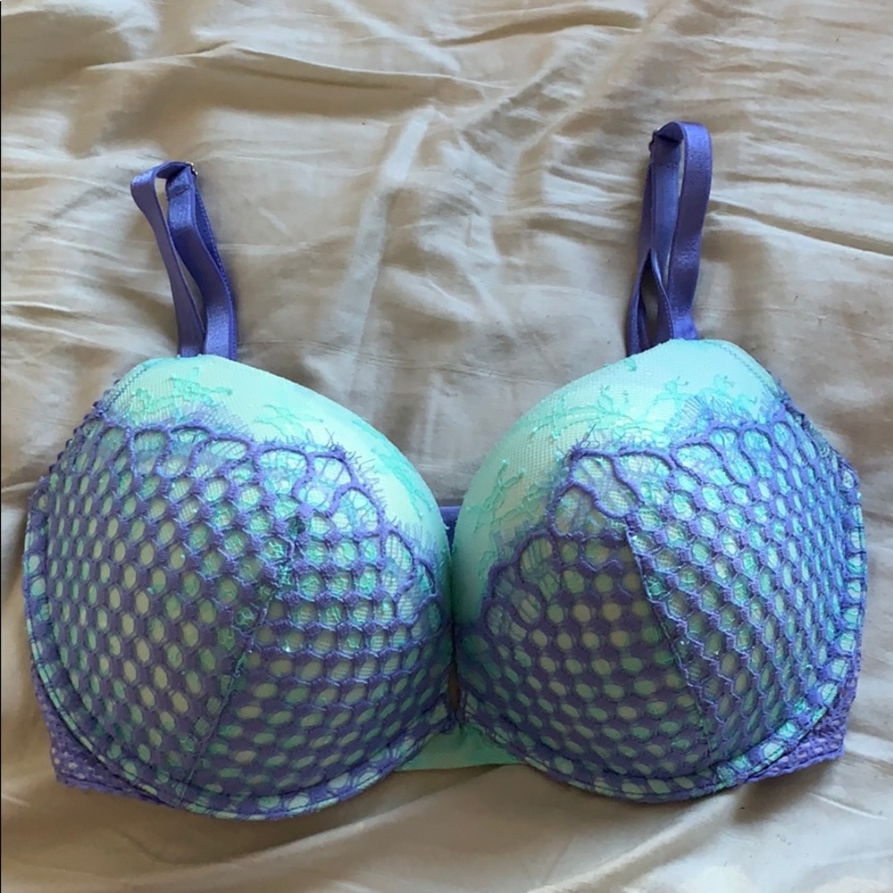 Victoria’s Secret Bra